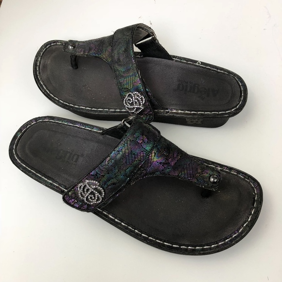 Alegria Shoes Alegria Womens Carina Thong Sandals Rose